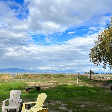 Sea Edge Motel Parksville Exterior foto